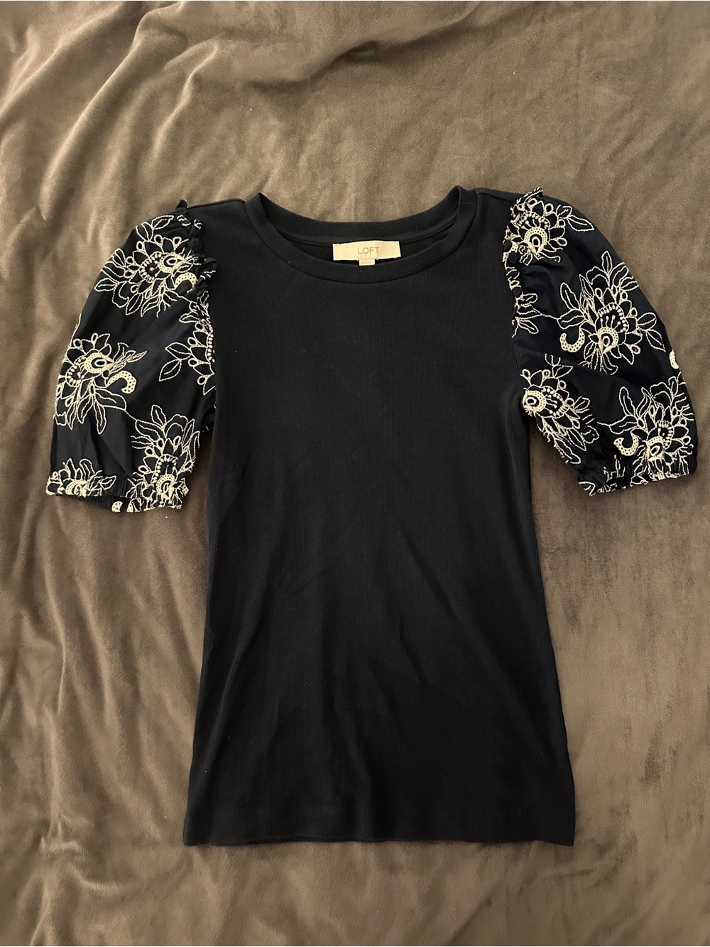 LOFT Navy Puff-Sleeve Floral Embroidered Top